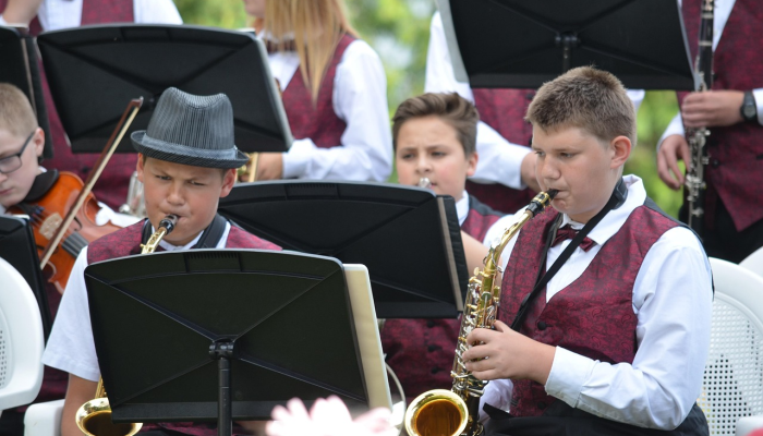 巴塞罗那在友谊赛中以3比2不敌美国队