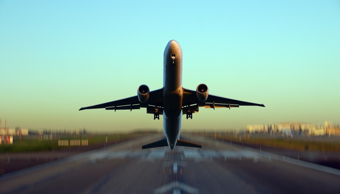 在大宗交易中，GMR机场股价飙升14%