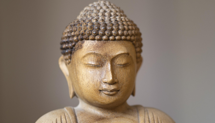 亚历克·鲍德温的《铁锈》电影发布了第一张官方图片，展示了已故摄影师的作品