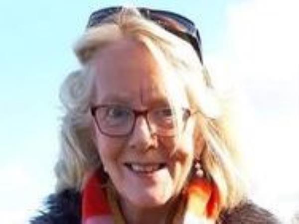 克里斯蒂娜·麦迪根：向圣诞节前死于悲剧的退休克莱尔护士致敬