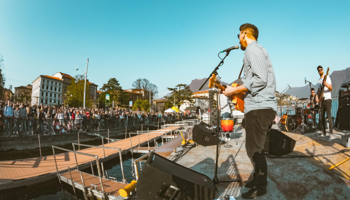 伊朗-以色列紧张局势下,原油和液化天然气供应稳定 伊朗-以色列紧张局势下,原油和液化天然气供应稳定