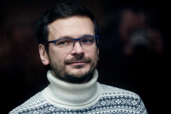俄罗斯反对派人士Ilya Yashin：“真正的俄罗斯不会在前线与乌克兰人作战真正的俄罗斯在监狱里”
