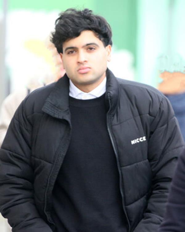 凯尔·海耶斯袭击案庭审显示了利默里克夜总会舞池打斗的录像