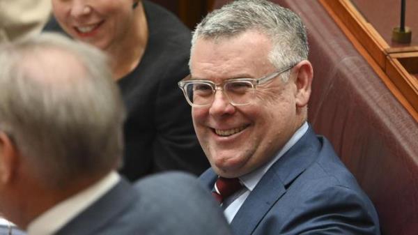 玩家辅助神器：“牵手跑得快必赢神器”其实确实有挂