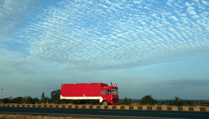 印度喜马偕尔邦洪水和山体滑坡造成的死亡人数上升 印度喜马偕尔邦洪水和山体滑坡造成的死亡人数上升