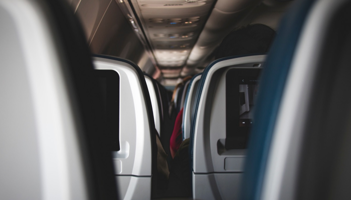 世界最高女性首次乘坐飞机,此前航空公司拆除了6个经济舱座位 世界最高女性首次乘坐飞机,此前航空公司拆除了6个经济舱座位