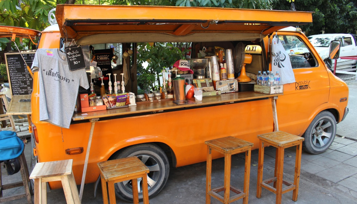 加州的快餐工人挣多少钱?让我们按面积细分一下 加州的快餐工人挣多少钱?让我们按面积细分一下