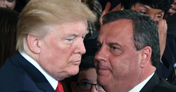 开挂辅助工具“手机字牌怎么开挂”其实确实有挂