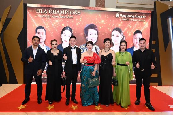 丰隆保险嘉许1,058名高层领导及代理人