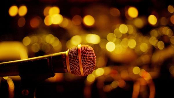 Lil Tay，未死的弟弟，声称社交媒体被黑：报道