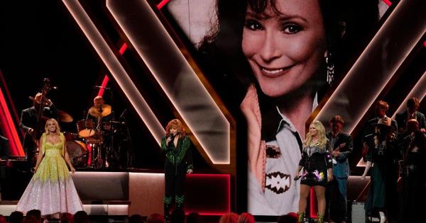 2023年,Vijay Shekhar Sharma在Paytm上花在Haldiram、Bikanervala和Zomato订单上的钱最多 2023年,Vijay Shekhar Sharma在Paytm上花在Haldiram、Bikanervala和Zomato订单上的钱最多