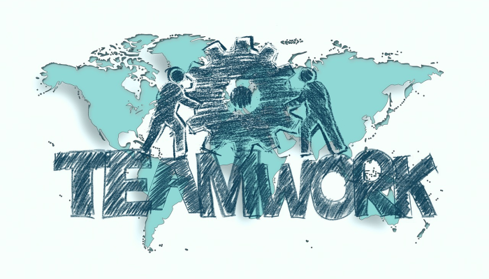 世界代表队与欧洲代表队进行飞行紫菜杯比赛 世界代表队与欧洲代表队进行飞行紫菜杯比赛