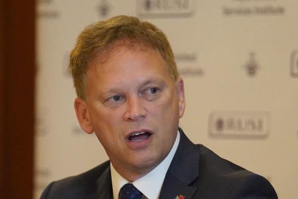 抓拍镜头| UP警察在警局内误射女子头部;如果暂停 抓拍镜头| UP警察在警局内误射女子头部;如果暂停