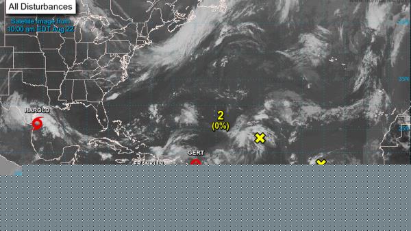 一场大西洋风暴登陆，另外四场风暴在海洋上肆虐在北卡有什么期待？