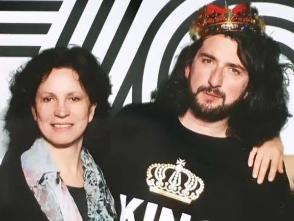 Arthur Gourounlian向“从第一天起就在我身边”的导师致敬