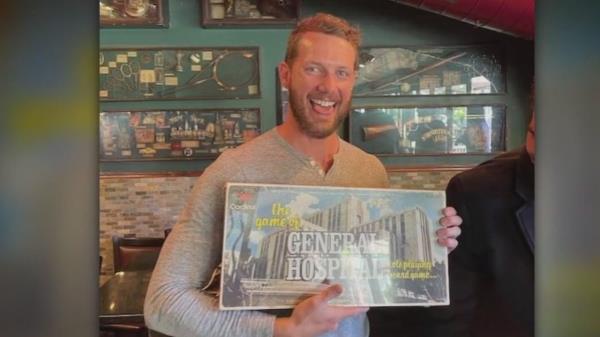 实测辅助“闲逸跑胡子外卦神器下载”开挂(透视)辅助教程 实测辅助“闲逸跑胡子外卦神器下载”开挂(透视)辅助教程