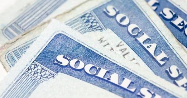 1月6日，委员会传唤特朗普;老年人讨论社会保障问题;美国国税局希望数百万人申请儿童税收抵免｜热点连线播客