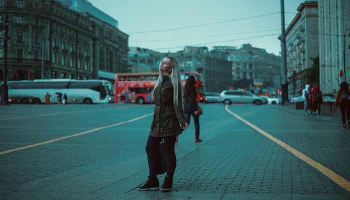 14岁的俄罗斯女孩开枪打死同学后自杀 14岁的俄罗斯女孩开枪打死同学后自杀