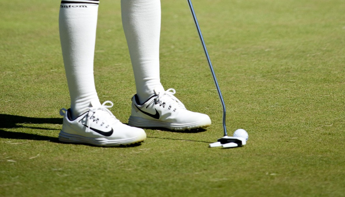 高尔夫：美国职业高尔夫巡回赛索尼公开赛得分