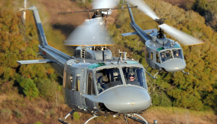 黑鹰直升机在阿拉巴马州坠毁,2名机组人员死亡 黑鹰直升机在阿拉巴马州坠毁,2名机组人员死亡