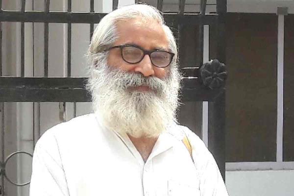 社会活动家桑迪普·潘迪因美国支持以色列袭击加沙地带而退还麦格塞塞奖