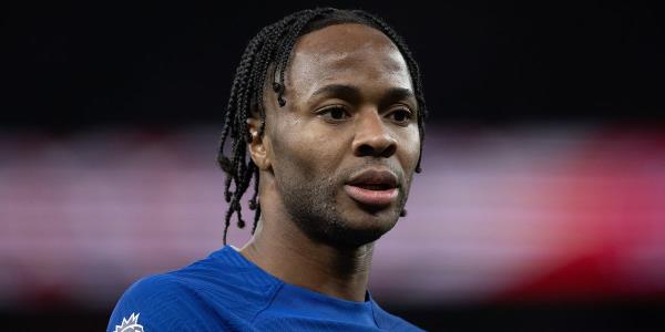 英格兰主帅索斯盖特在公布欧洲杯预选赛最新名单后解释了斯特林的冷落