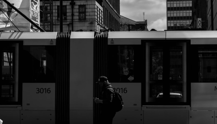 马哈拉施特拉邦：货车在卡萨拉附近脱轨;孟买非郊区铁路交通受到影响