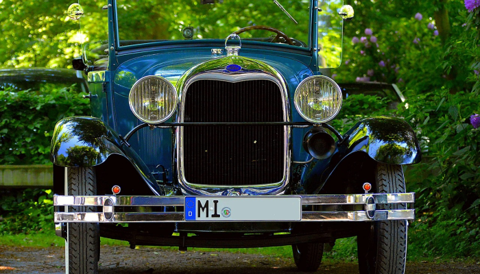 由于美国汽车工人联合会拒绝三巨头的加薪提议,福特、通用汽车面临罢工风险 由于美国汽车工人联合会拒绝三巨头的加薪提议,福特、通用汽车面临罢工风险