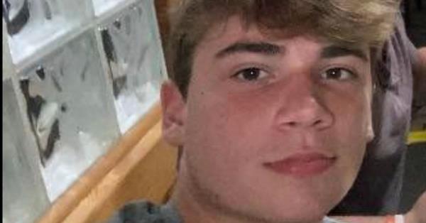 警方称，一名大学生因试图进入错误的家庭而被枪杀