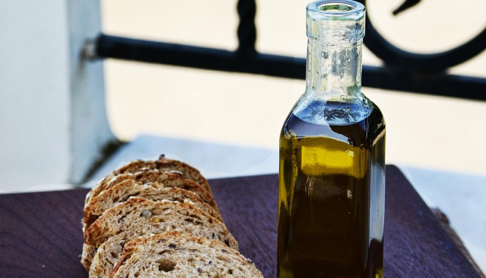 特级初榨橄榄油与普通橄榄油：专家解释差异