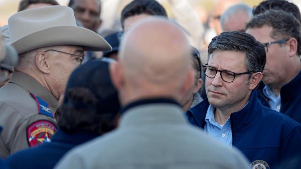 随着共和党对边境问题的愤怒，政府关门的风险也在增加