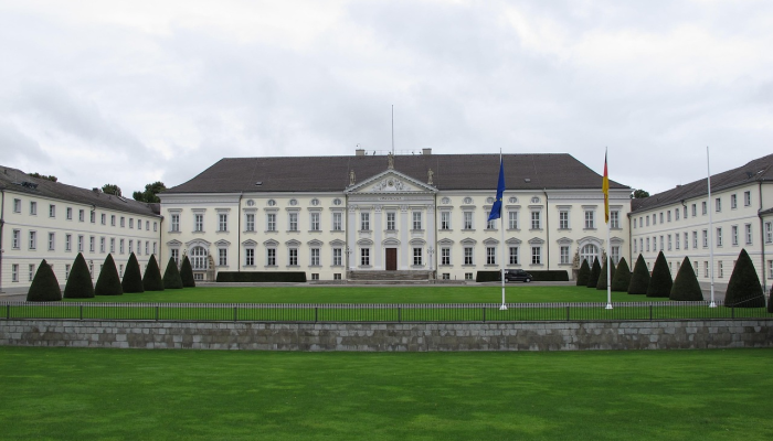 谢赫·穆罕默德总统抵达埃塞俄比亚进行正式访问