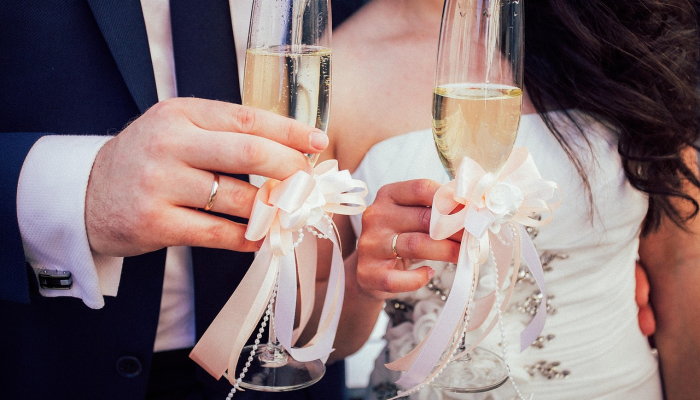 最新研究表明，任何活动——甚至睡觉——都比坐着对心脏更好