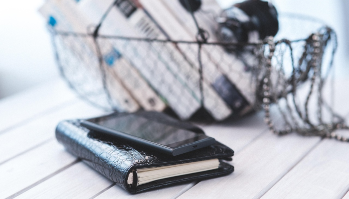 更多的地方大学暂停面对面的课程，在交通罢工周提供免费乘车