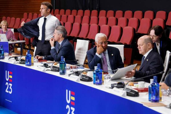 实测辅助“新二号大厅透视挂”(曝光透视必备猫腻)