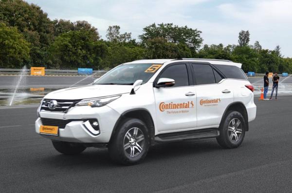 推荐一款”微壳跑胡子神器下载”分享用挂教程 推荐一款”微壳跑胡子神器下载”分享用挂教程