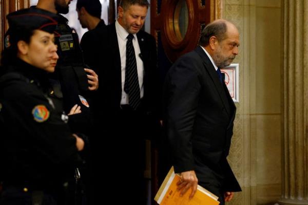 法国司法部长在利益冲突审判中无罪