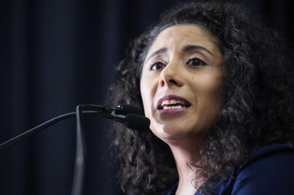 莉娜·伊达尔戈(Lina Hidalgo)回击主计长“撤资警方”的说法