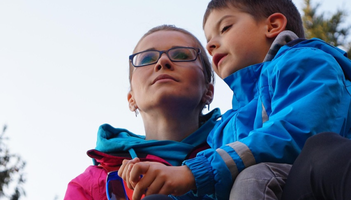 有压力的独生子女父母感到有更多的孩子- Reddit 有压力的独生子女父母感到有更多的孩子- Reddit