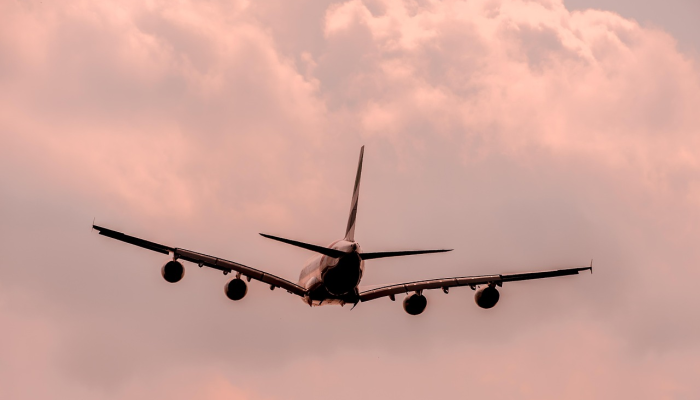 政府数据：2023年1月至11月，国内航空公司报告了406起飞机故障