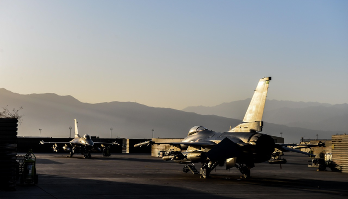 DARPA表示，人工智能已经成功驾驶美国F-16战斗机