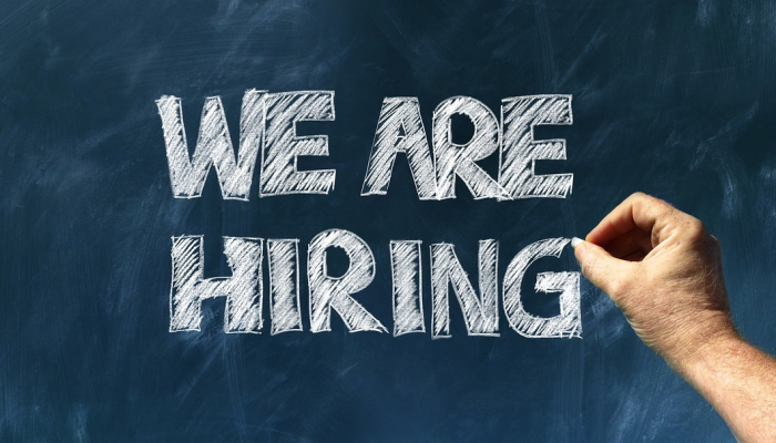 在2024年的喧嚣中，诺伊姆在南达科他州赢得连任