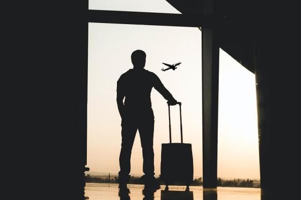 生活在另一片土地上是一种礼物和教育