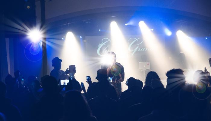 索尔·坎贝尔“在不同的空间快乐”,他回到了足球管理 索尔·坎贝尔“在不同的空间快乐”,他回到了足球管理