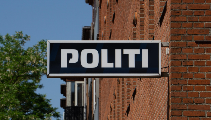 在单行道上遇到红灯左拐合法吗?北卡罗来纳州的法律是这样说的 在单行道上遇到红灯左拐合法吗?北卡罗来纳州的法律是这样说的