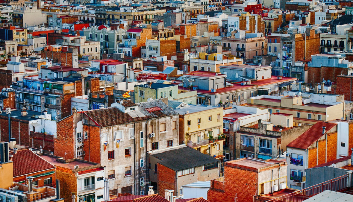 第一批法国游客从新喀里多尼亚撤离