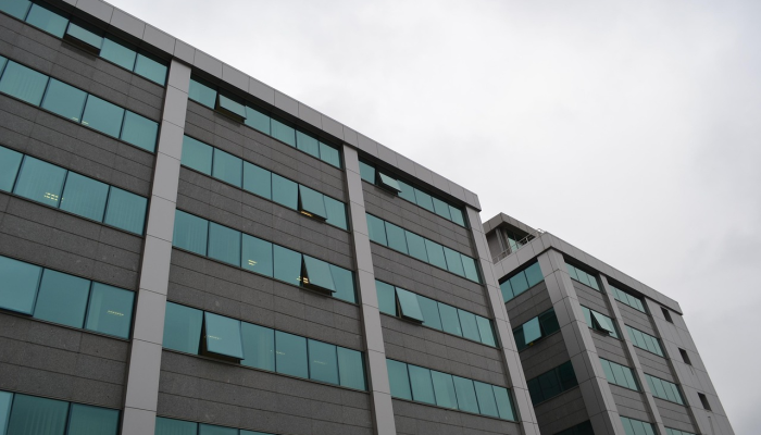 富国银行国际解决方案公司在海德拉巴续租了37万平方英尺的办公空间