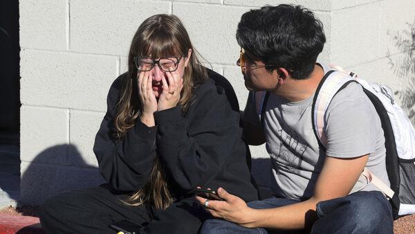 一名枪手在拉斯维加斯大学袭击中杀死三人后死亡 一名枪手在拉斯维加斯大学袭击中杀死三人后死亡