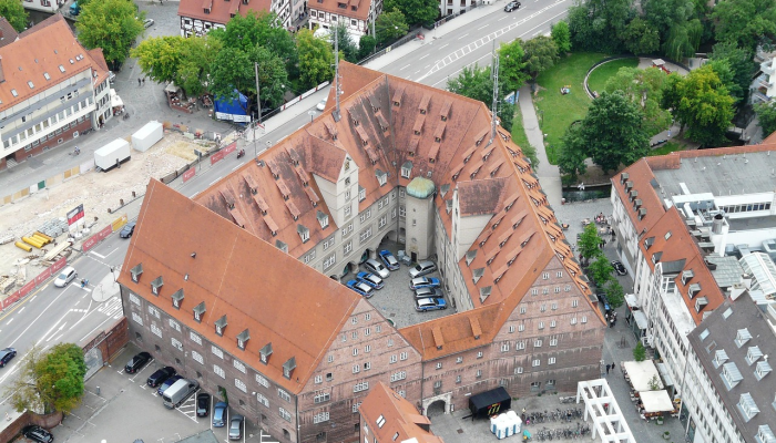 枪手闯入科罗拉多州最高法院大楼;警方表示,这与特朗普案无关 枪手闯入科罗拉多州最高法院大楼;警方表示,这与特朗普案无关