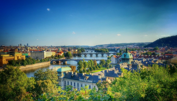 岩山可以成为新餐厅和建筑公司总部的所在地 岩山可以成为新餐厅和建筑公司总部的所在地